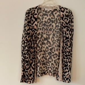 Women’s light weight cardigan